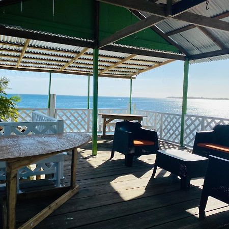 Blue Sky Rentals Utila Exterior foto