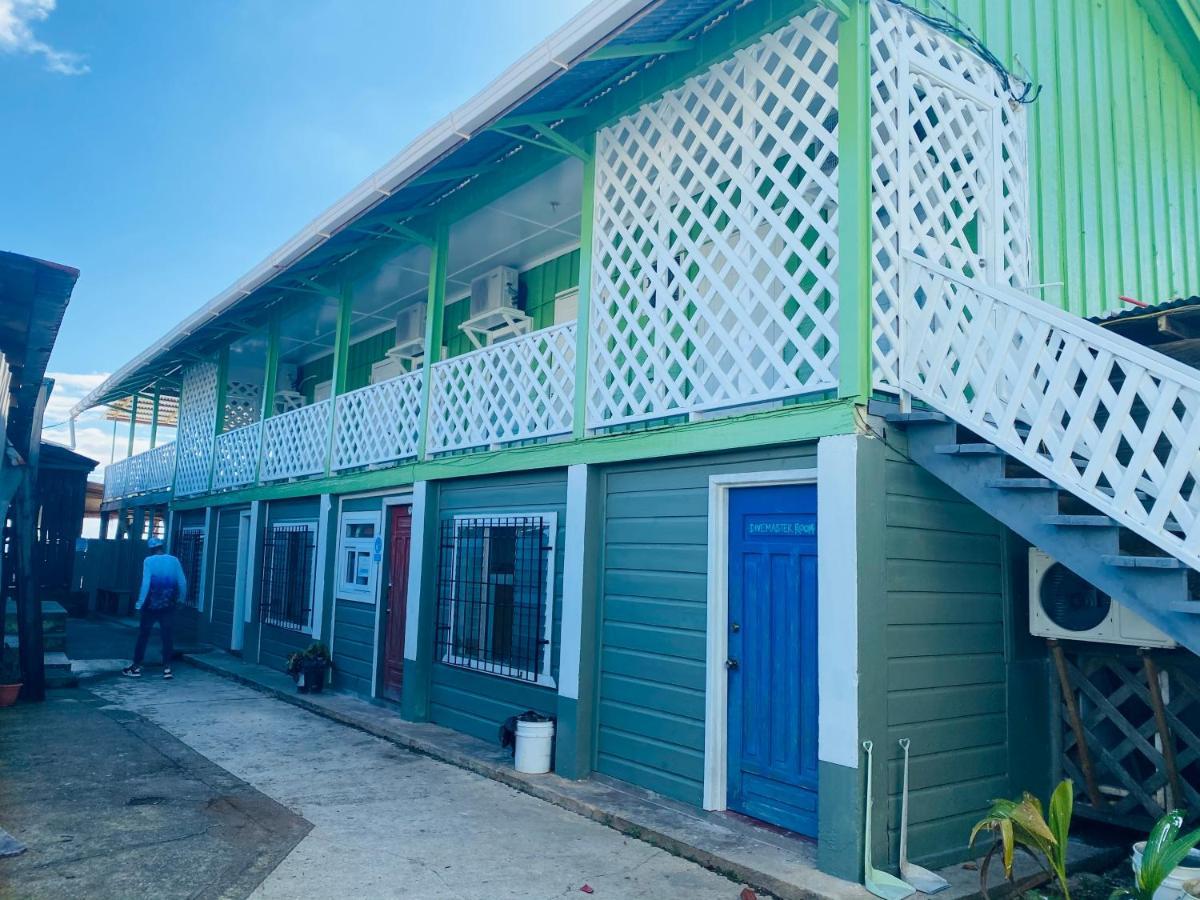 Blue Sky Rentals Utila Exterior foto